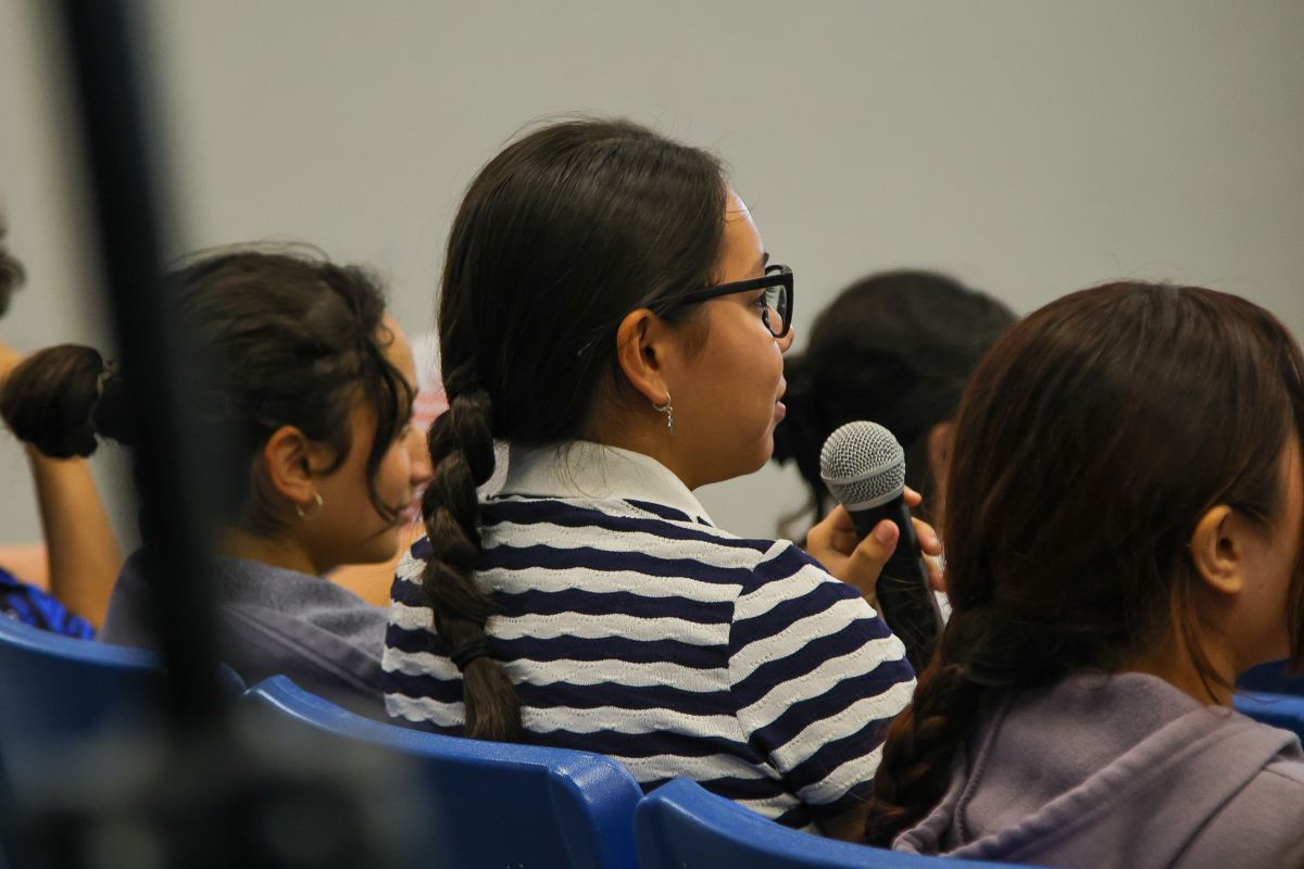 Estudiantes de la Prepa Tec Campus Eugenio Garza Lagüera durante el Taller de Civismo Práctico de Centro Cívitas